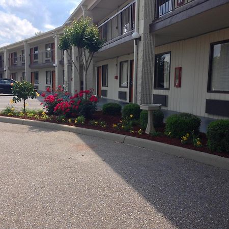 Baymont By Wyndham Troy Exterior foto