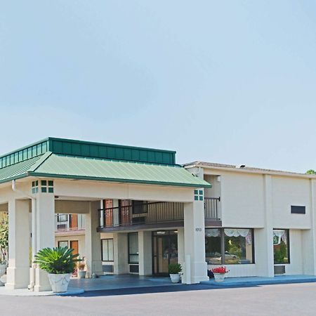 Baymont By Wyndham Troy Exterior foto
