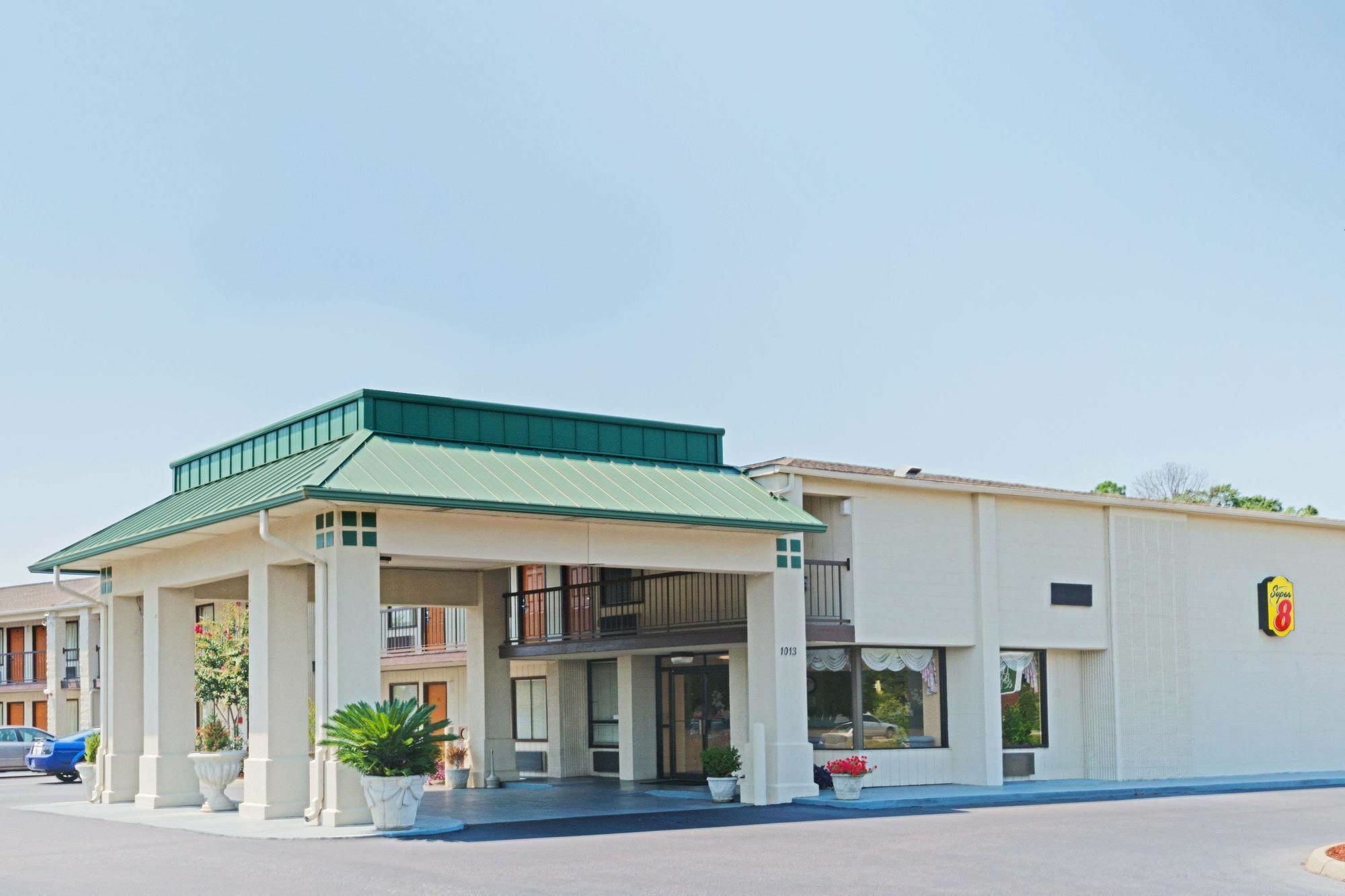 Baymont By Wyndham Troy Exterior foto